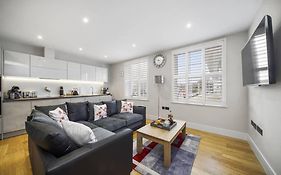 Flat 3 Bridge House