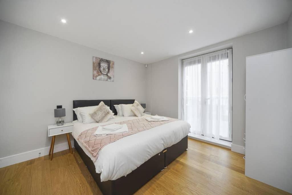 Flat 3 Bridge House Apartment Staines-upon-Thames Exterior photo
